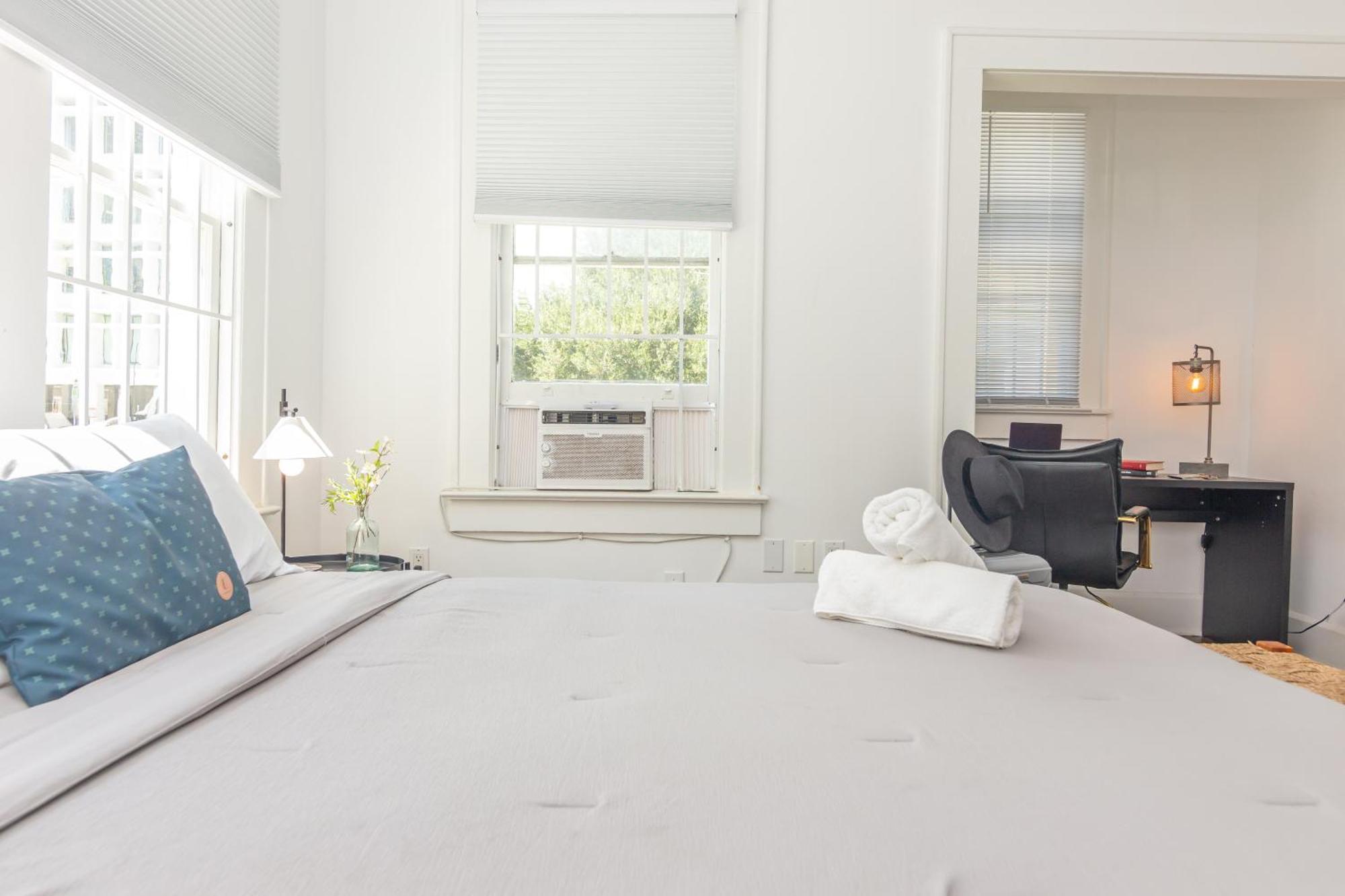 Miami Two Bedroom Apartment - Heart Of Wynwood & Edgewater - Private Parking Spot Exterior photo