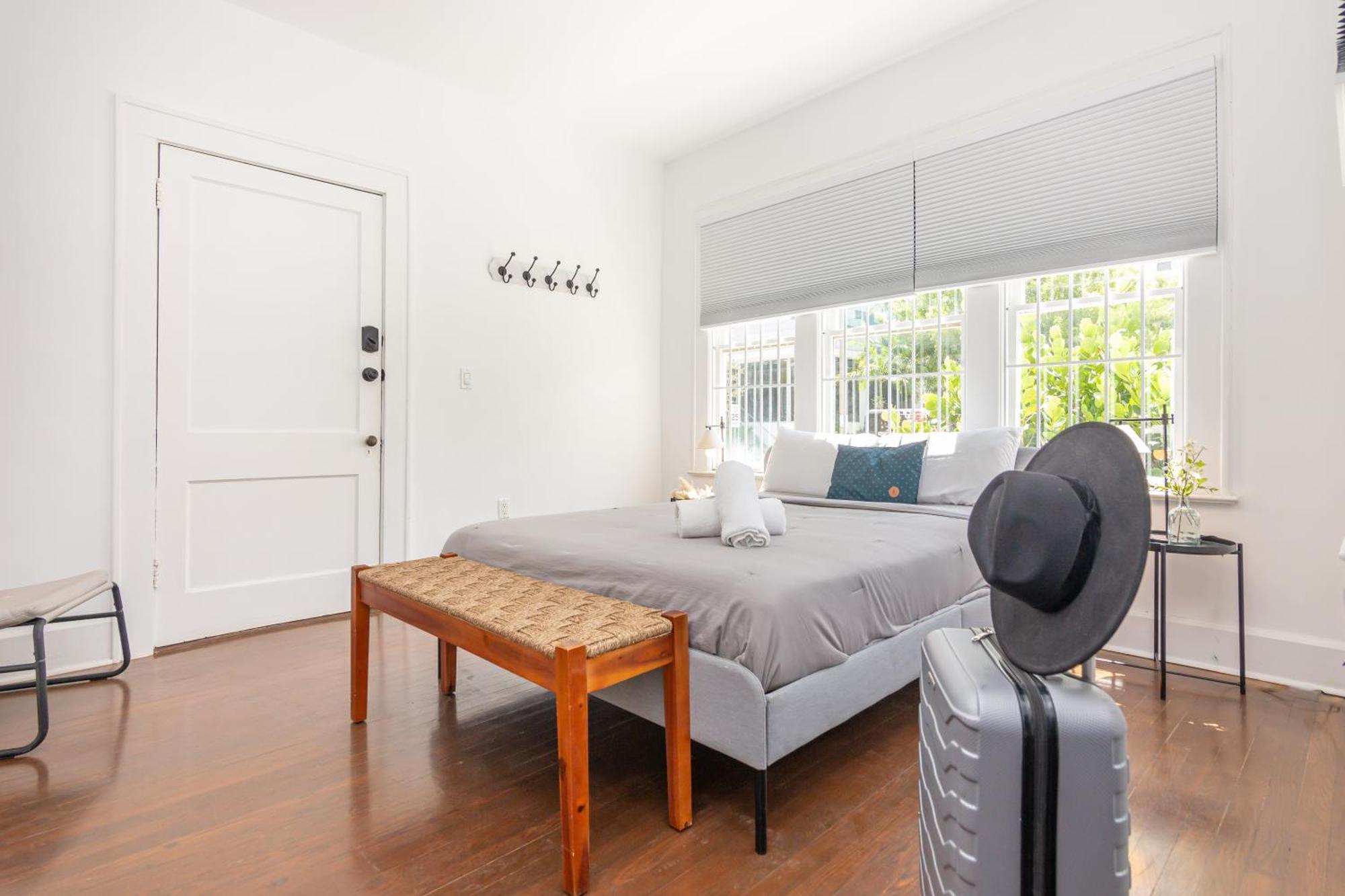 Miami Two Bedroom Apartment - Heart Of Wynwood & Edgewater - Private Parking Spot Exterior photo